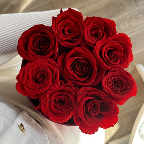 Średni Flower Box Czarny - Czerwone Wieczne Róże