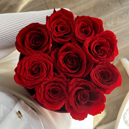 Średni Flower Box Bordo - Czerwone Wieczne Róże