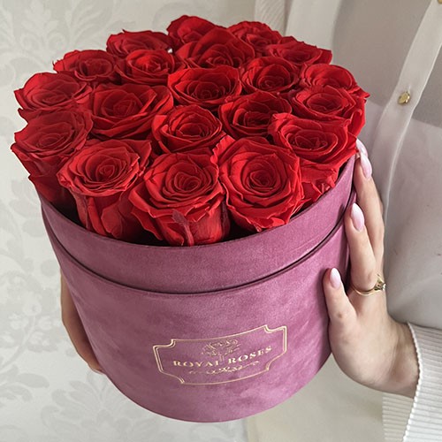 Róże w pudełku Royal Roses