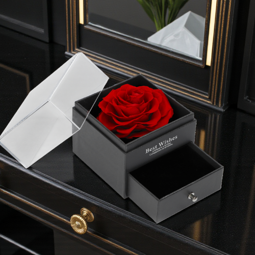 Pudełko na biżuterię z czerwoną wieczną różą