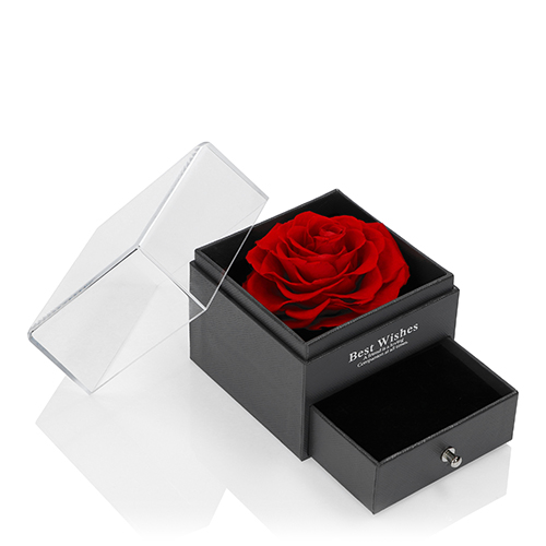 Pudełko na biżuterię z czerwoną różą