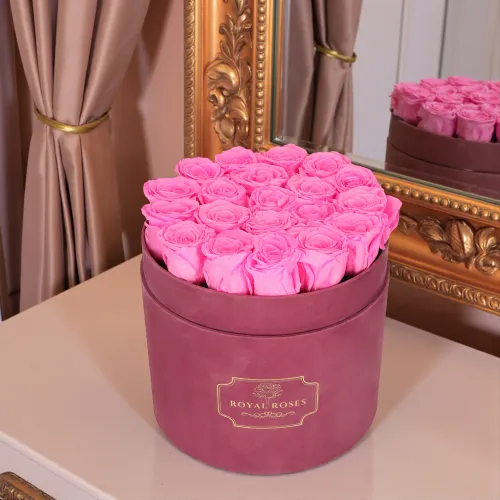 Flowerbox różowy- różowe wieczne róże